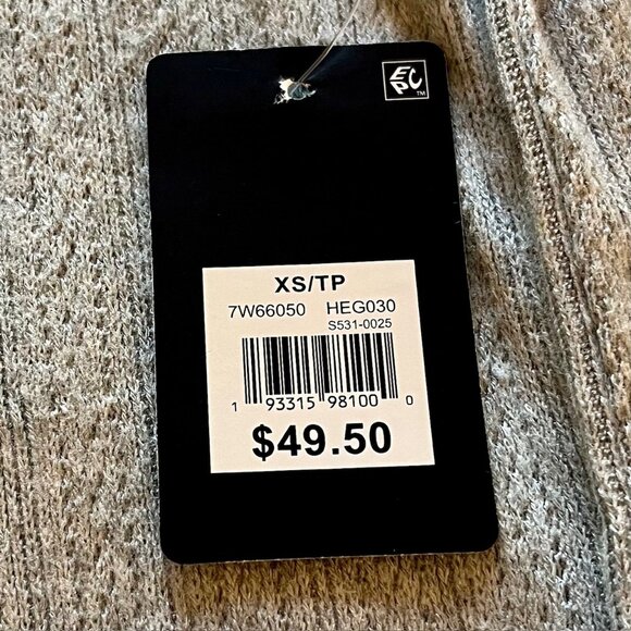 Lucky Brand Square Neck Pointelle Button Front Top in Gray (XS) New with Tag - Picture 13 of 15